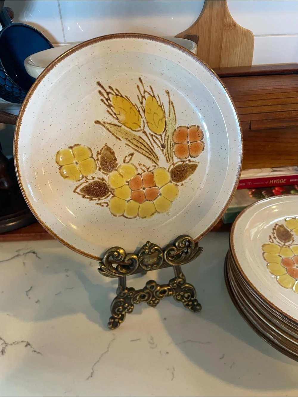 Vintage International Stoneybrook Rushwood Stoneware Salad Plates Set of 8